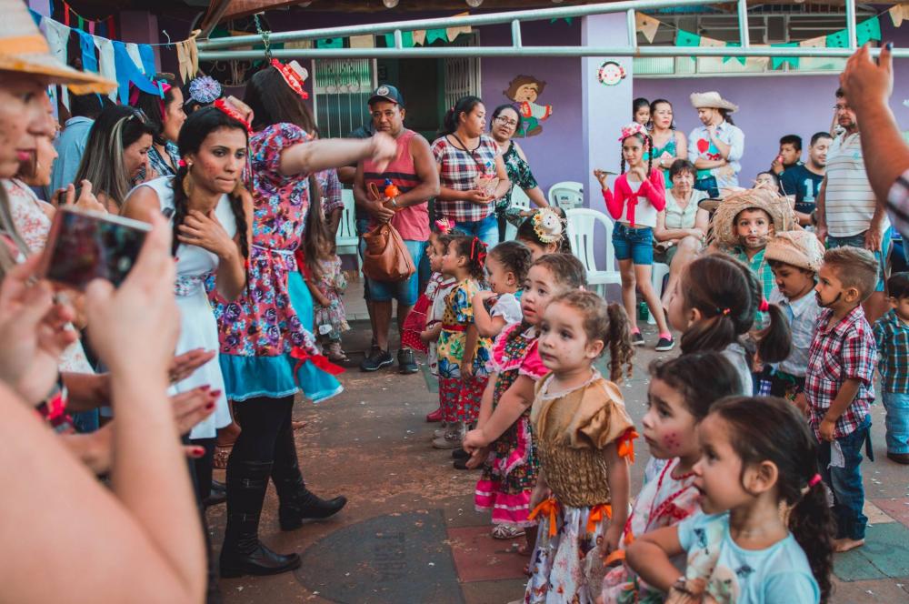 Muita animação durante os festivais no meio do ano